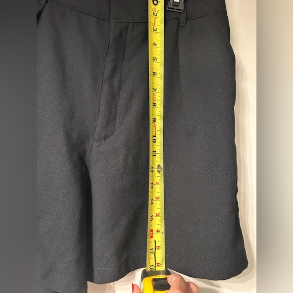 Abercrombie and Fitch Classic Black Women's Shorts - Picture 6 of 6